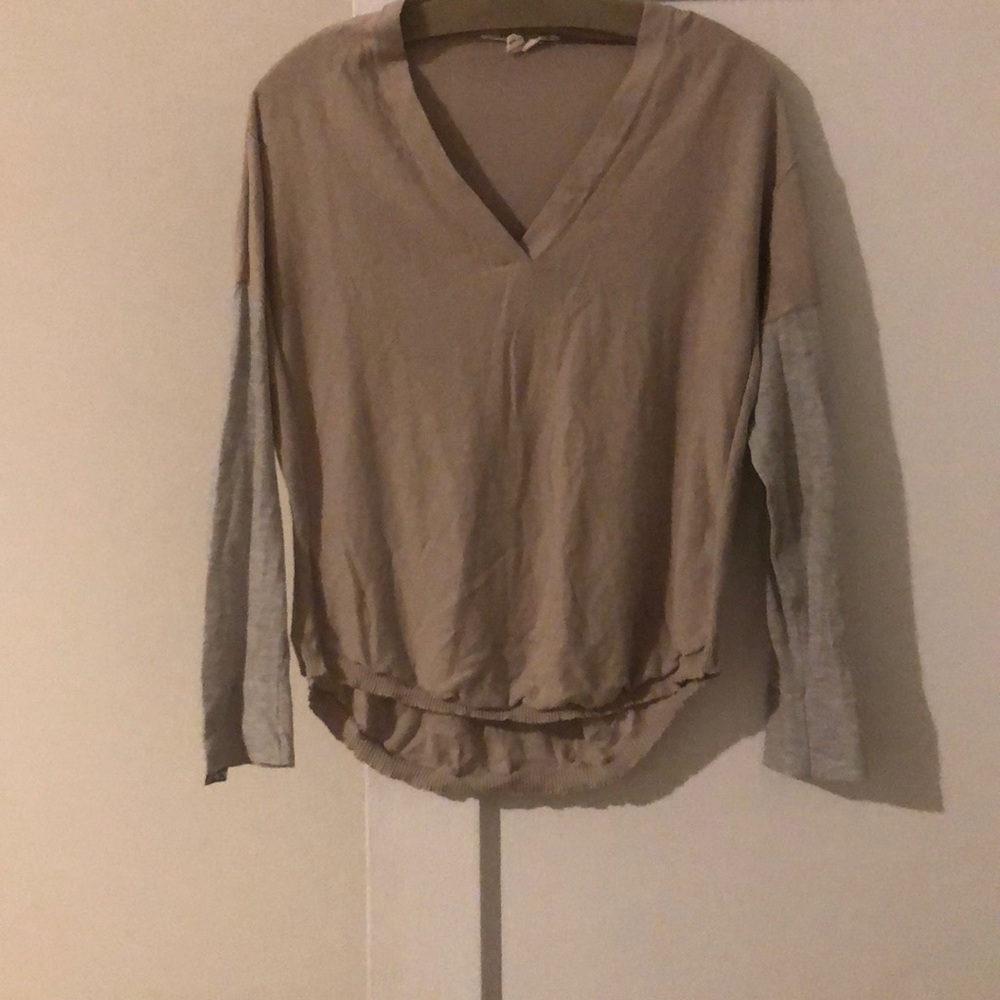 BCBG long sleeved multicolored long sleeve (Small)